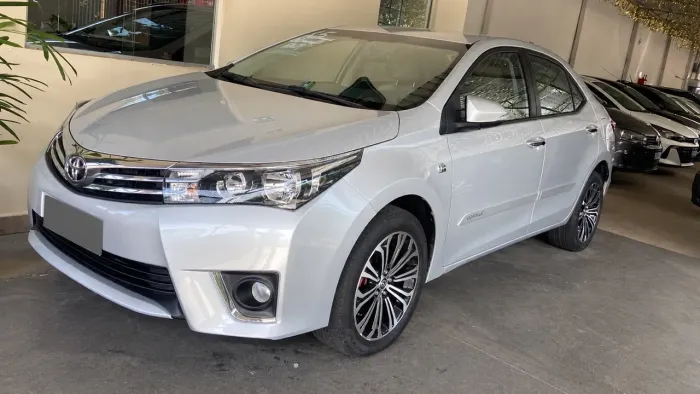 Toyota Corolla GLI 1.8 Flex 16V Aut. 2015