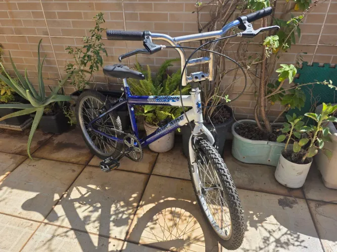 Bicicleta aro 20 toda revisada!