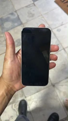 iPhone 16 zero