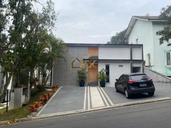 Casa com 4 dormitórios à venda, 254 m² por R$ 2.200.000 - Jardim Fazenda Rincao - Aruja V