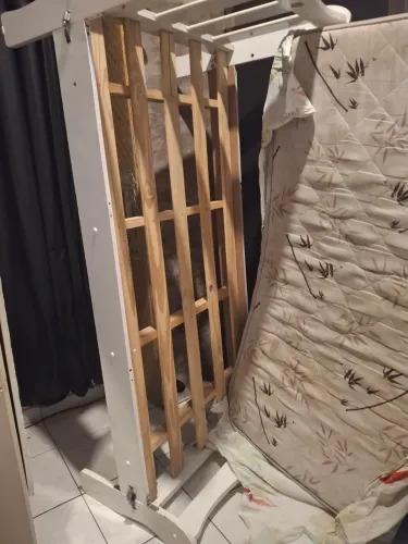 Cama infantil com colchão