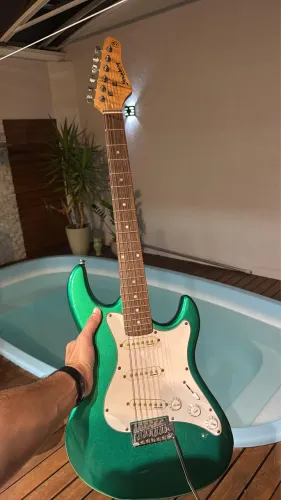 Guitarra - QUEIMANDO PREÇO