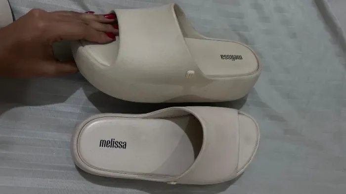 melissa plataforma bege