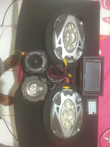 Vendo Kit Som de carro multimídia 2Din + Tampão 6x9 H Buster