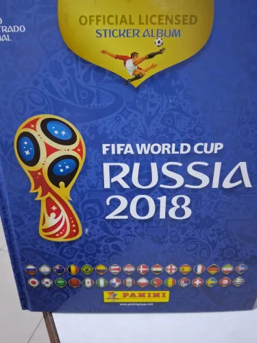 ÁLBUM COMPLETO DA COPA DO MUNDO DE 2018, CAPA DURA