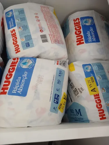Fraldas HUGGIES 92 unidades TAM: M