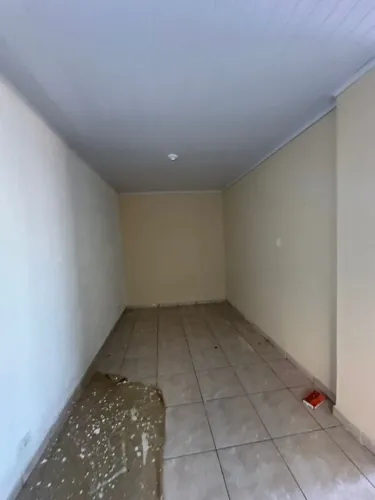 Casa para Locação em Presidente Prudente, PLANALTO, 1 dormitório, 1 banheiro, 1 vaga