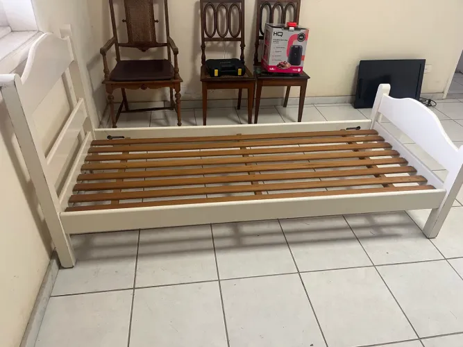 Cama solteiro madeira maciça