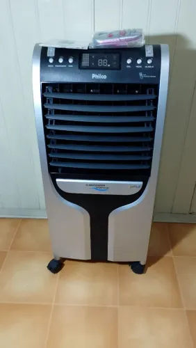 Climatizador Philco quente/ frio.