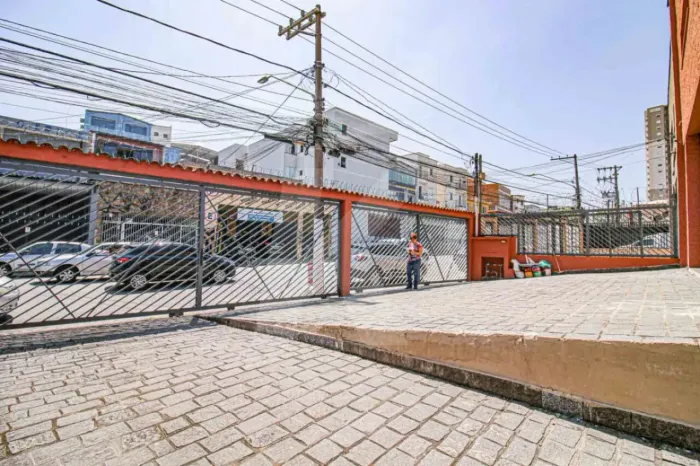 Galpão Comercial 750m² para Locação, Vila Nova Cachoeirinha