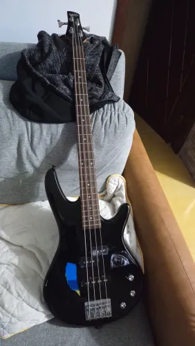 Contrabaixo Ibanez 4 cordas passivo