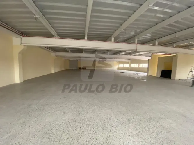 Galpão comercial para alugar no Bairro Rudge Ramos em São Bernardo do Campo - SP