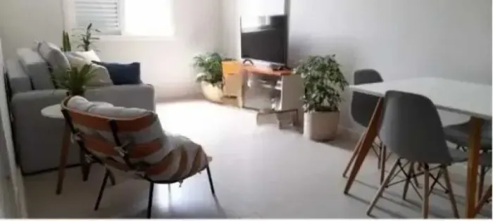 Sala e Quarto | Próximo ao Metrô Cantagalo | Excelente Potencial de Locação