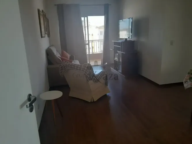 Oportunidade - Apartamento - Vilaggio Di Antonini - Vista Verde - 2 Dormitórios - 66m².