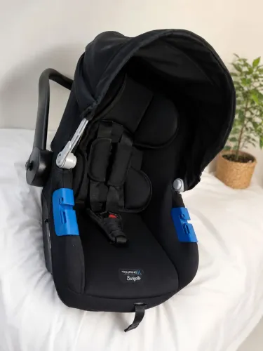Bebê conforto andador seminovo vendo junto ou separado