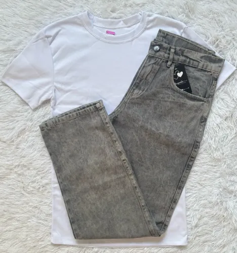 Kit Camisa Canelada e Calça Balão