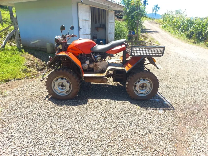 Vendo quadriciculo 