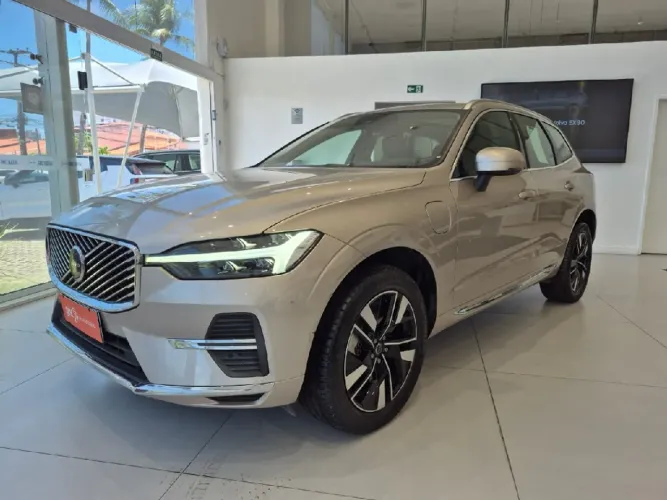 Volvo XC-60 T-8 Plus 2.0 AWD (híbrido) 2026