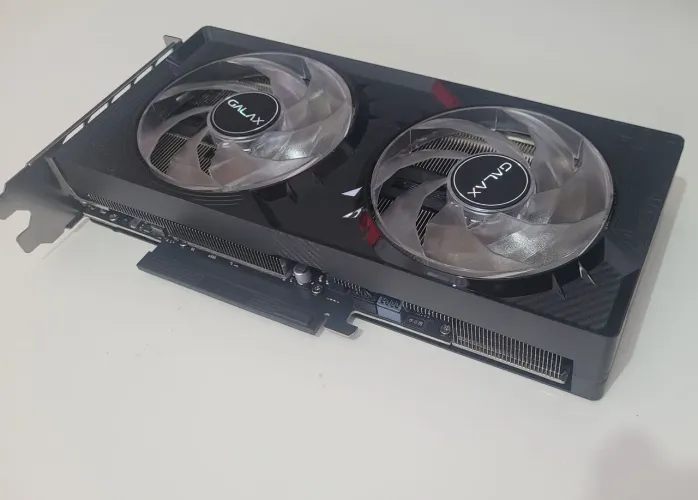 Placa de Vídeo RTX5070 12GB
