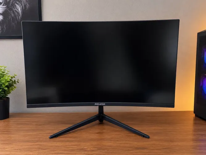 Monitor Gamer Curvo 24'' Ips Full Hd 180hz 1ms Rehisk Hdmi