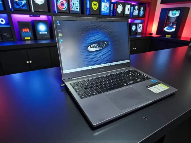 Notebook samsung book i3 11th 4gb nvme 256gb tela grande