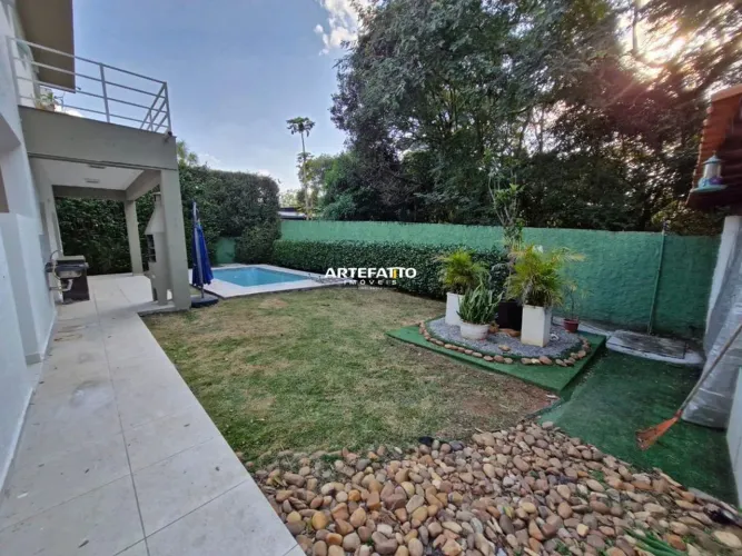 Casa em condomínio com piscina privativa, com quintal e muito mais