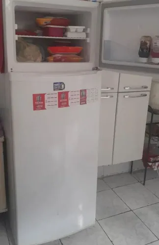Geladeira gelo seco