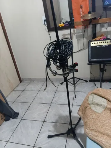 Pedestal girafa
