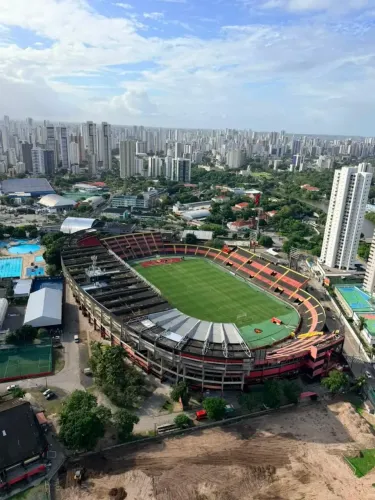 Imóvel para aluguel com 135 metros quadrados com 4 quartos em Ilha do Retiro - Recife - PE