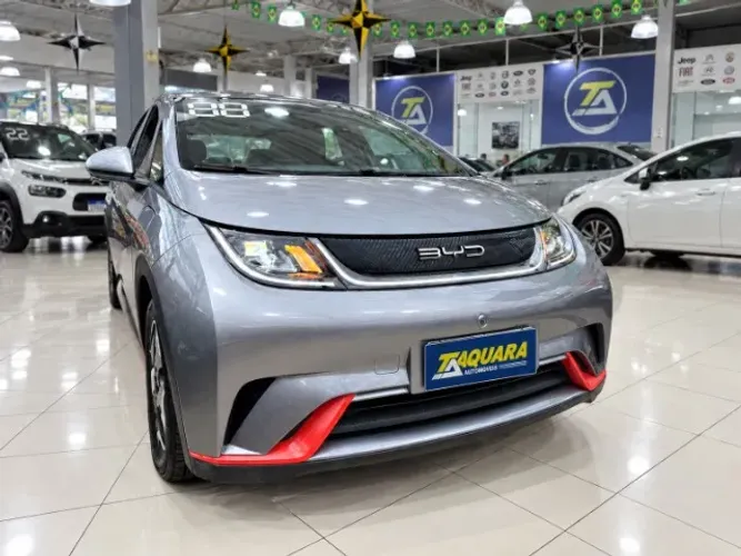 BYD Dolphin EV (Elétrico) 2024