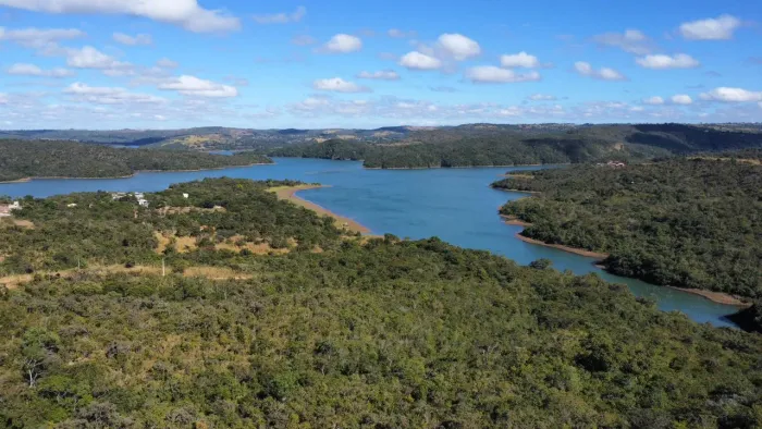 Rancho no Corumbá 3 condomínio BEIRA-LAGO