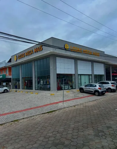 SALA COMERCIAL ALTO PADRÃO NO CORAÇÃO DOS INGLESES !!!