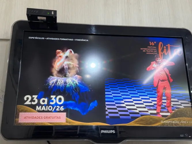 tv 32 philips ( não é smart)