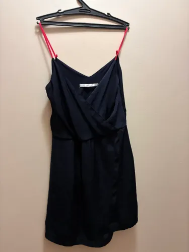 Vestido curto, da Zara