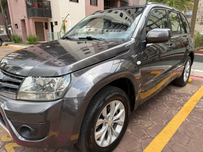 Suzuki Grand Vitara 2.0 16V 4x2/4x4 5P Mec. 2014