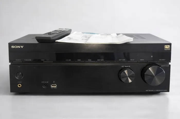 Receiver Sony Str-dh550 5.2 Canais 4k Preto 127v