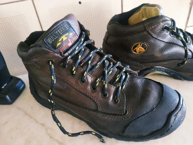 Bota Bull Terrier Moutain Couro "40