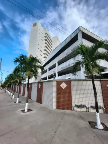 Apartamento para Aluguel em Fortaleza  Av. Srg. Hermínio Sampaio, 1415 - São Gerardo - APT