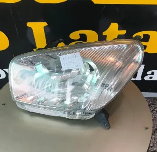 ? Farol Toyota RAV4 (Anos 2000 a 2006) - Segunda Geração