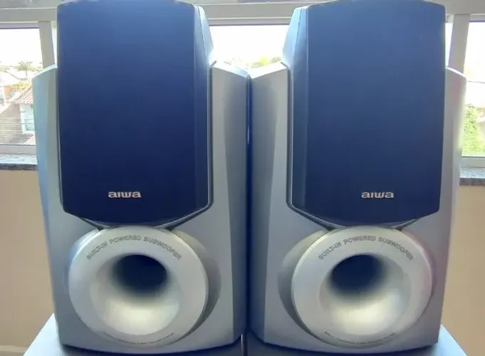 Caixas Aiwa