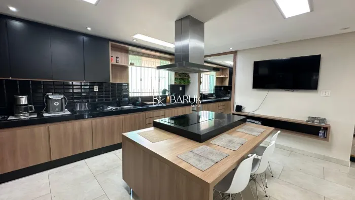 Morada do serro, São Pedro, Casa Alto Padrão com 500m². Três Pavimentos de Sofisticação e