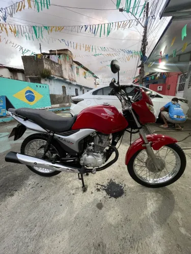 Titan 150