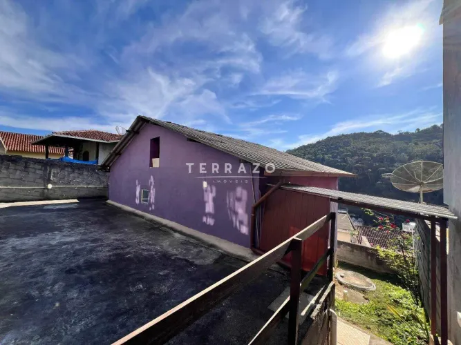 Casa para aluguel, 2 quartos, 1 vaga, Vale do Paraíso - Teresópolis/RJ