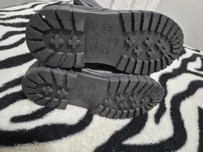 Bota infantil tamanho 30