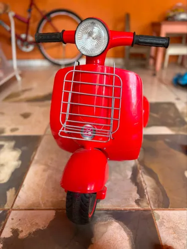 Moto Lambreta Elétrica 6V 2 Marchas- Bandeirante