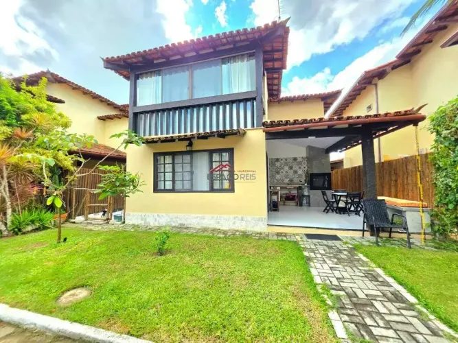 Vendo casa de condomínio com 03 suítes, a 100m da praia da Marina/Baia Formosa, Buzios