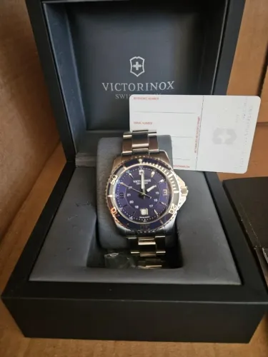 Relógio Masculino Victorinox  Maverick - 241602