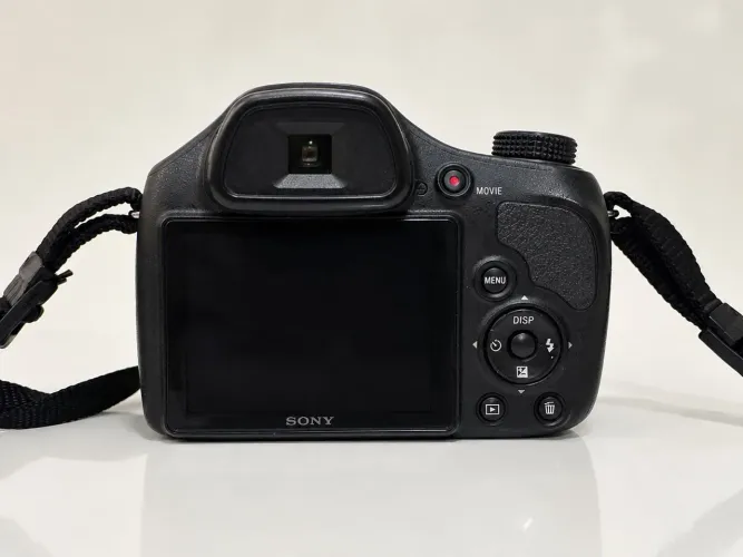 Sony Cyber-shot DSC-H400 ? Semi Profissional 