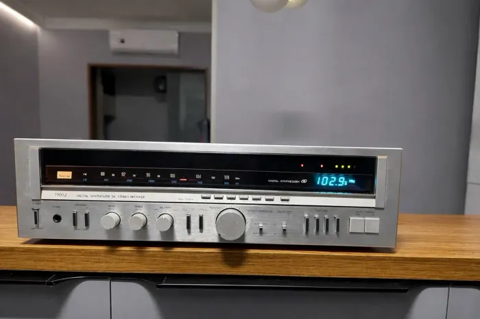 Vendo Receiver Sansui 3900Z - 