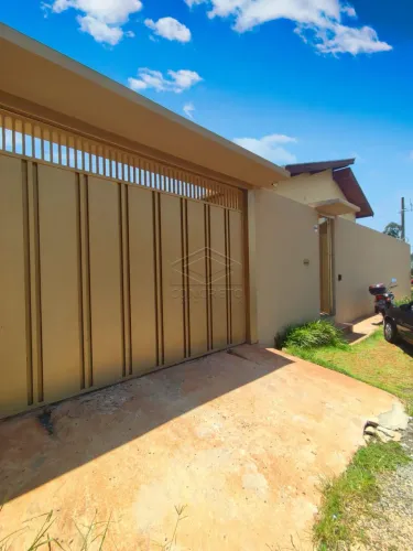 LINDA CASA + SALÃO COMERCIAL COM PISCINA